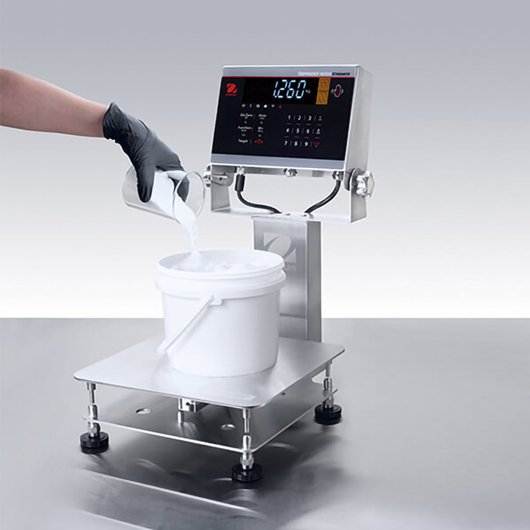 OHAUS BENCH SCALES Defender™ 6000 Washdown - i-D61XW